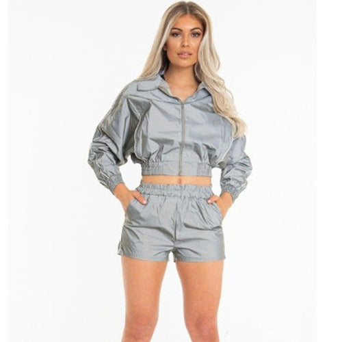 Women Sports Outfit with Cropped Top and Elastic Waist Amarae