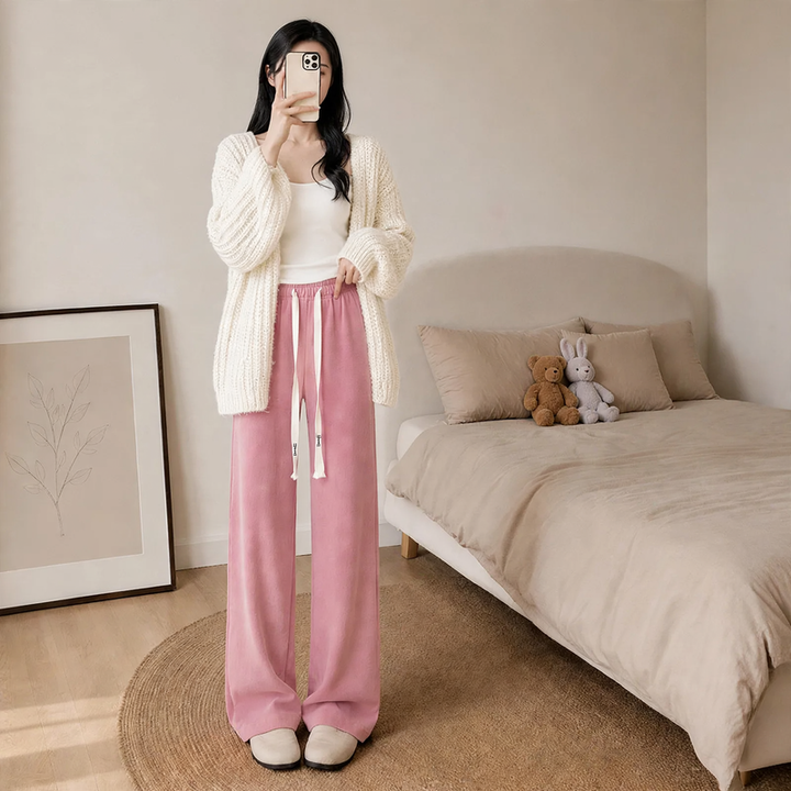 Women's corduroy trousers with wide leg, loose fit