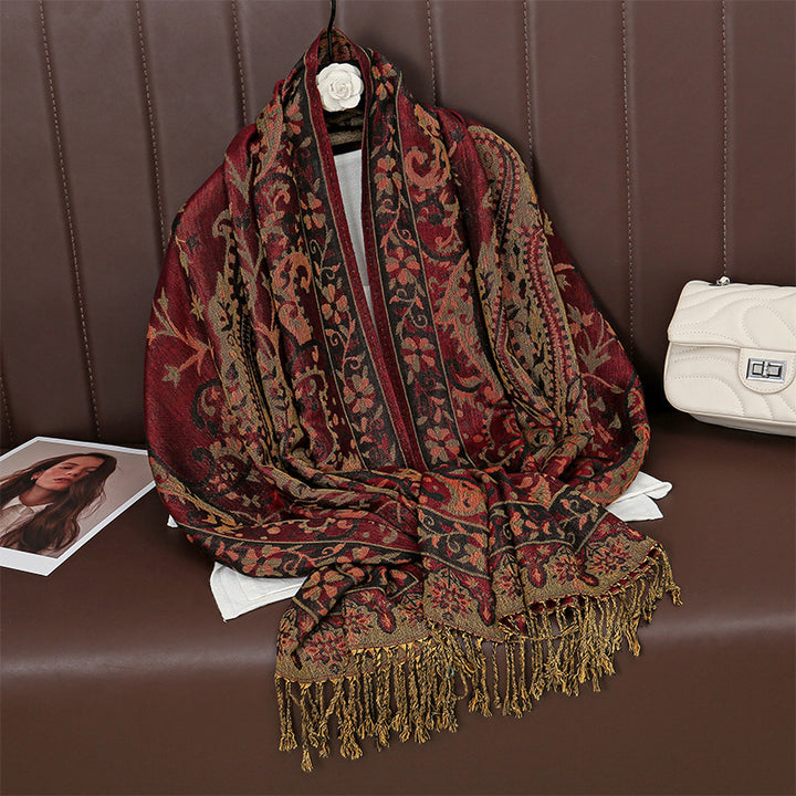 Elegant Stole with Jacquard Pattern
