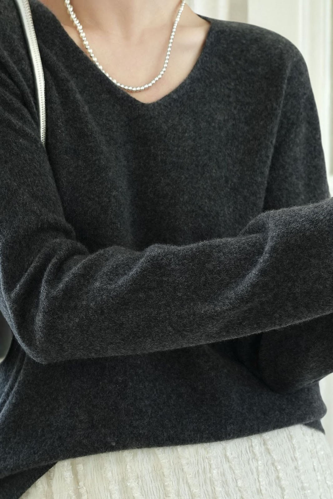 Women's wool sweater, crew neck, loose fit