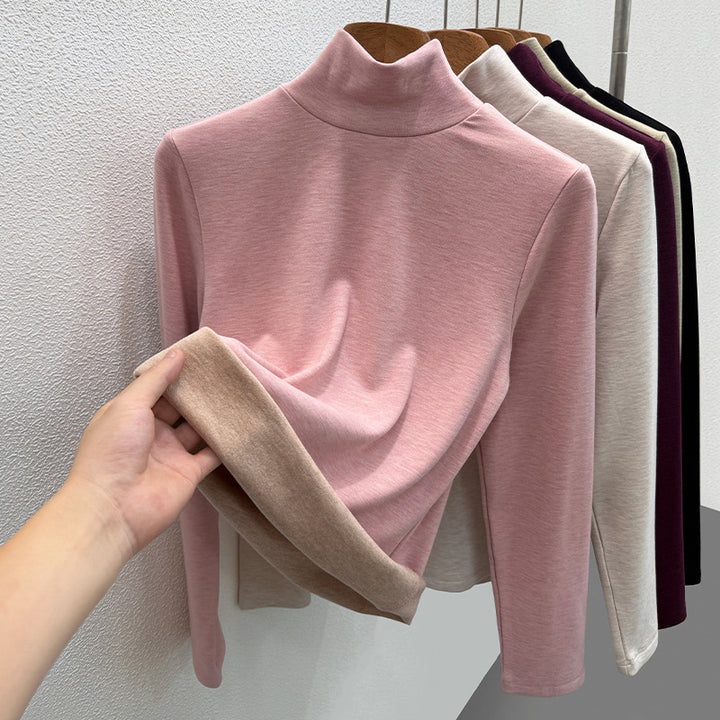 Women's turtleneck sweater made of wool blend fabric