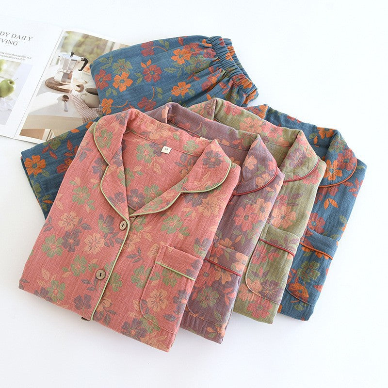 Women's pajamas made of cotton muslin with embroidery