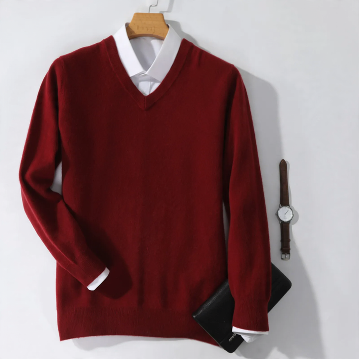 Men's wool pullover with V-neck