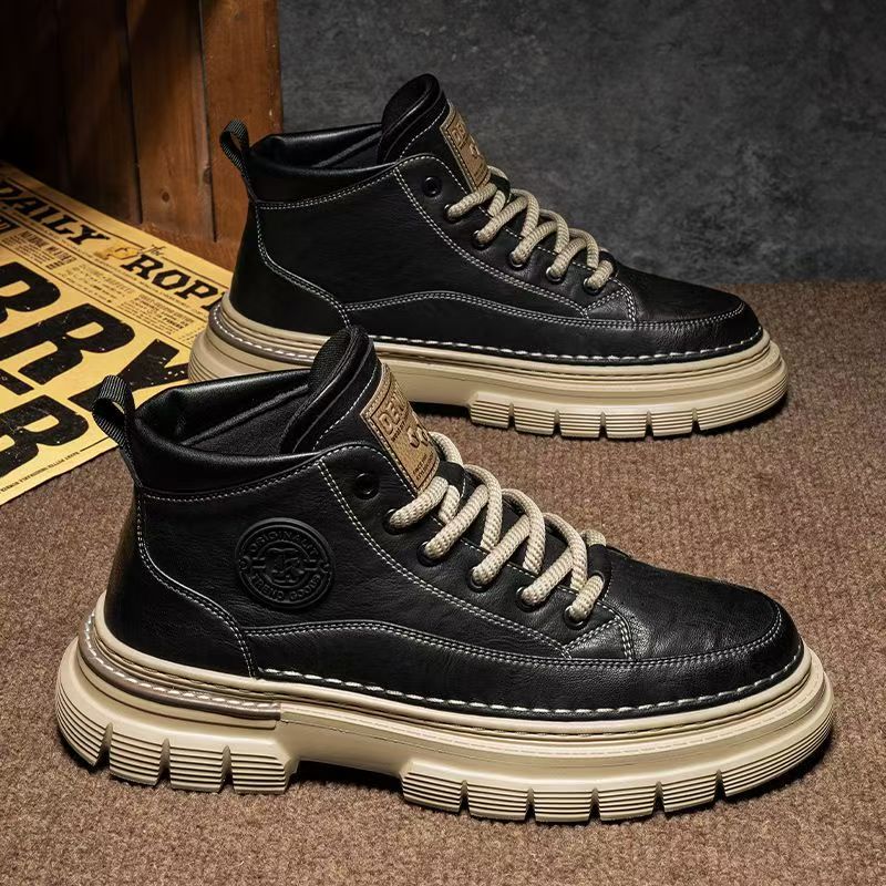 Men's vintage-style boots, slip-resistant