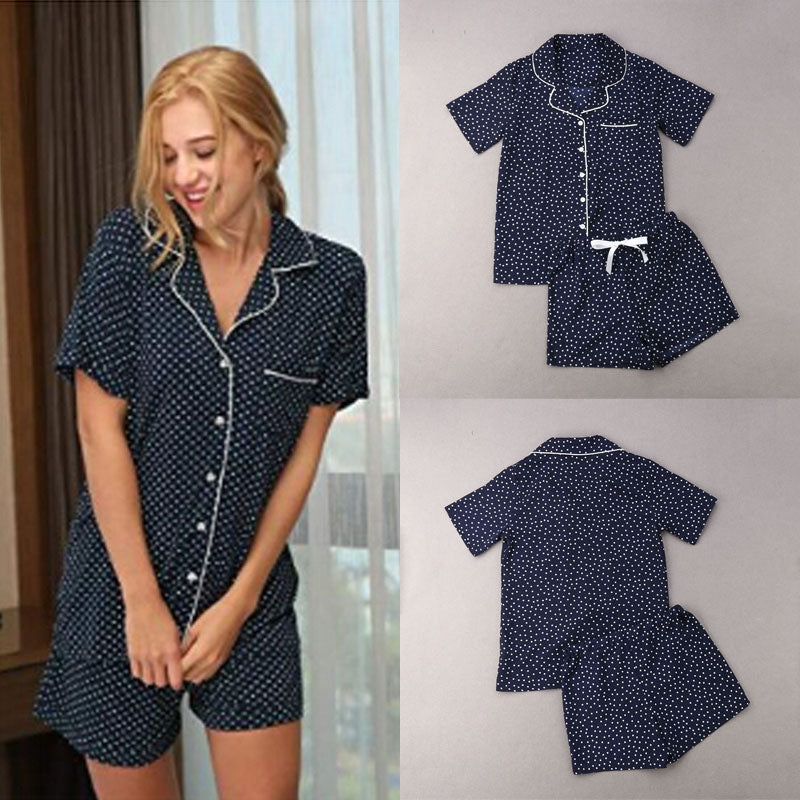 Women's pajama set with polka dots and comfortable fit Lune London