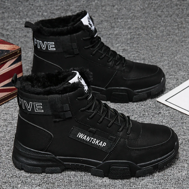 Padded men's winter boots, mid-height shaft