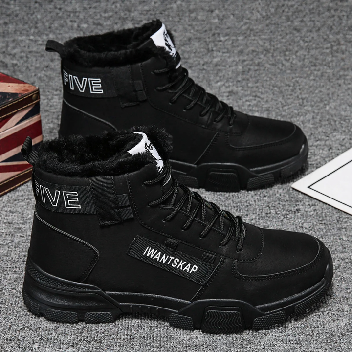 Padded men's winter boots, mid-height shaft