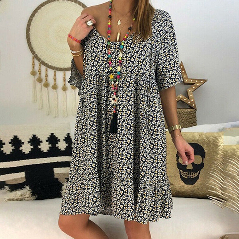 Casual dress for women with voluminous sleeves and a deep V-neck Lune London