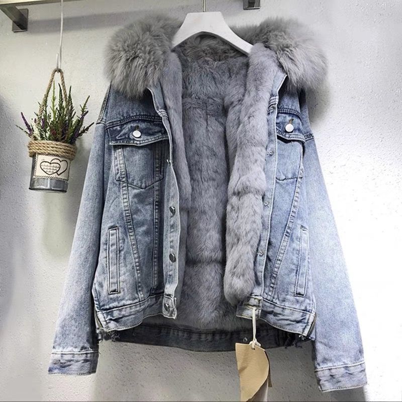 Padded denim jacket for women, short, with faux fur collar