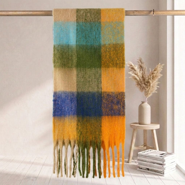 Checkered scarf in mohair look, warm for autumn and winter