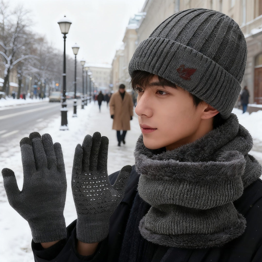 Knitted cap and neck protection set, lined, for men
