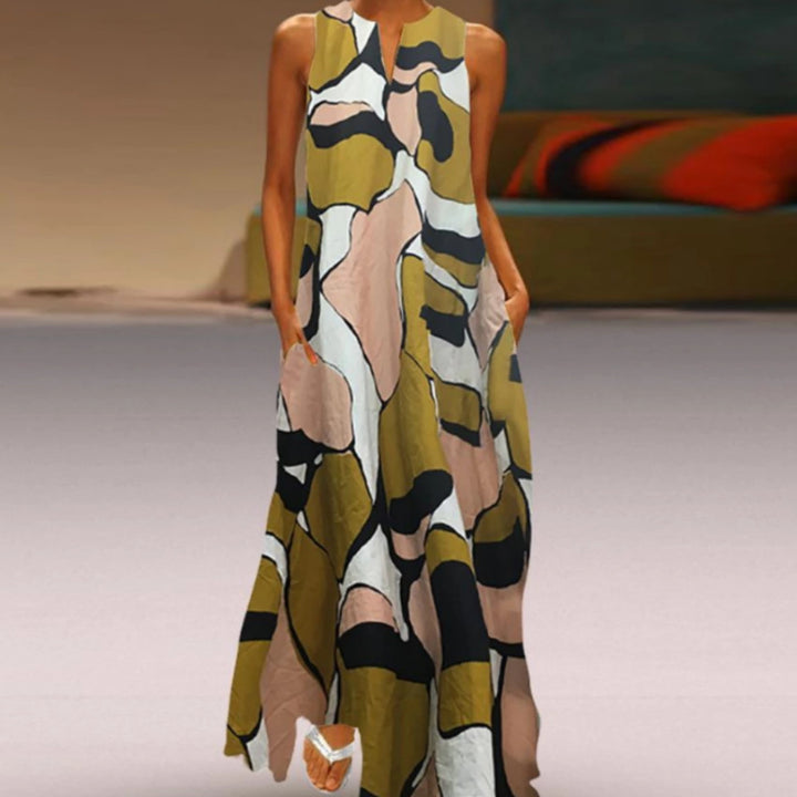 Ladies max dress with graphic print and flowing cut Lune London