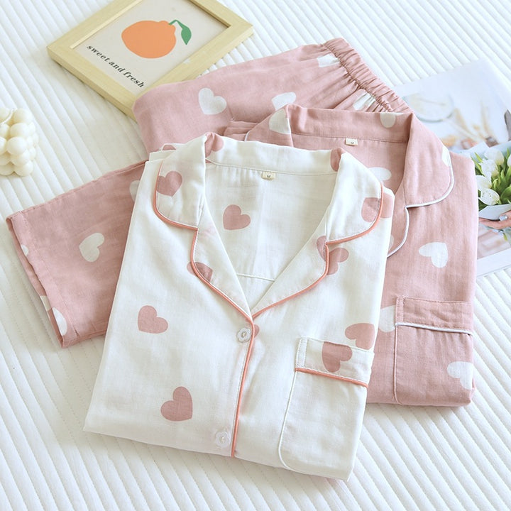 Light cotton muslin set with heart motif
