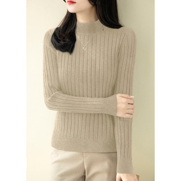 Women's knitted sweater with half standing collar, fitted