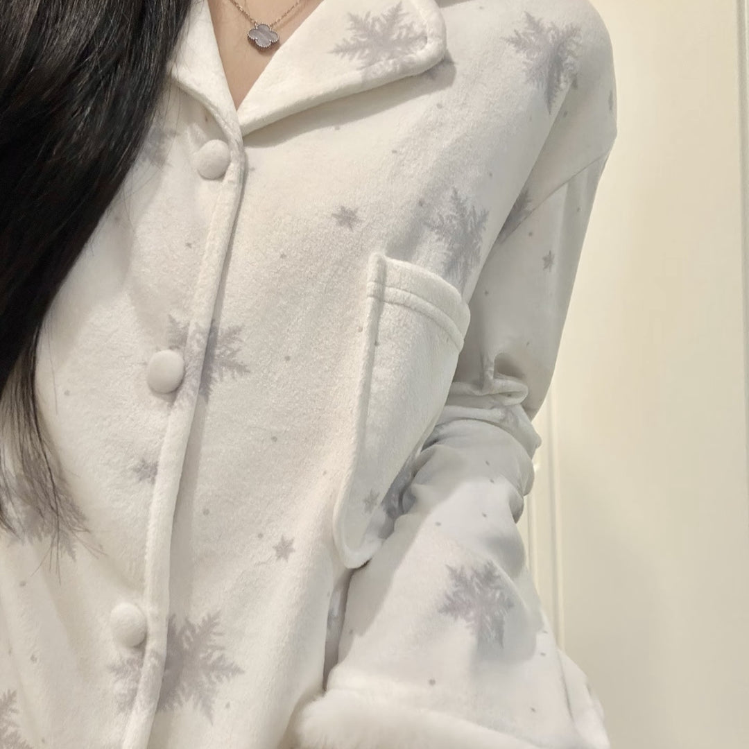 Women's pajamas made of island fleece, winter edition
