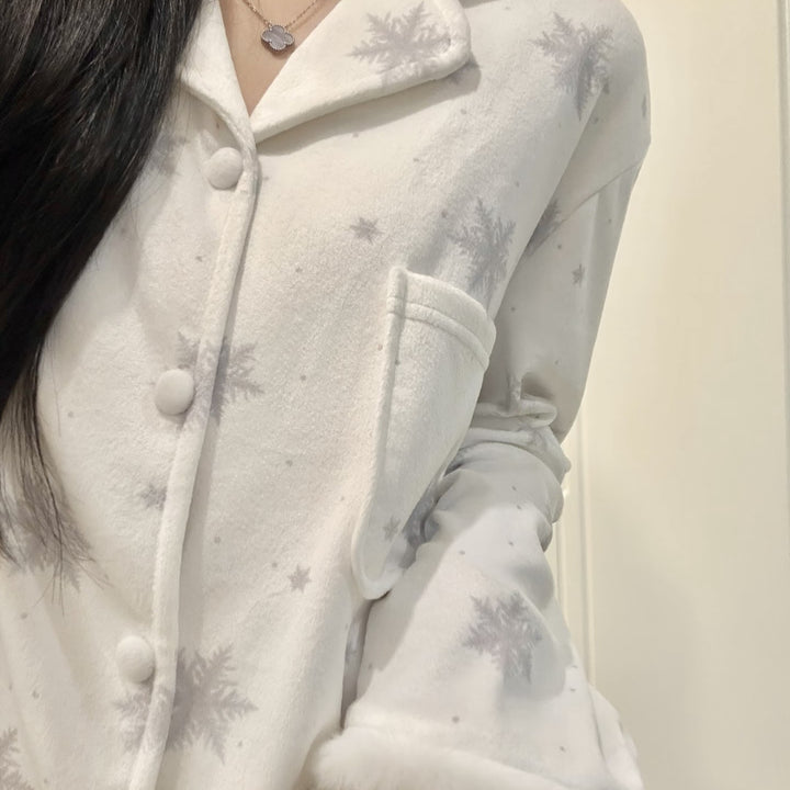 Women's pajamas made of island fleece, winter edition