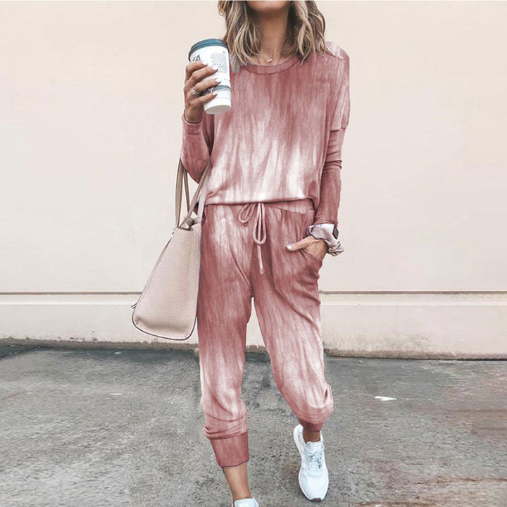Casual trendy overalls for women with a relaxed fit and a practical waist belt Lune London