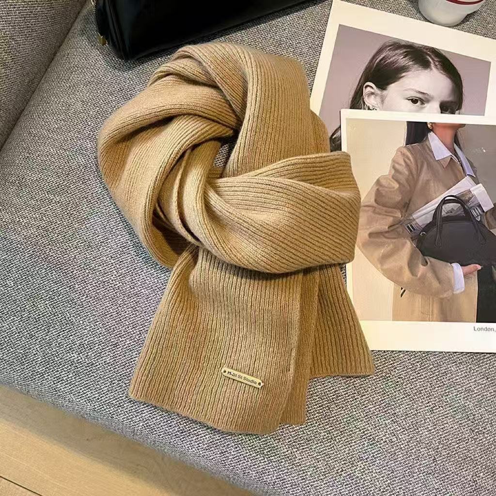 Reversible scarf, warming