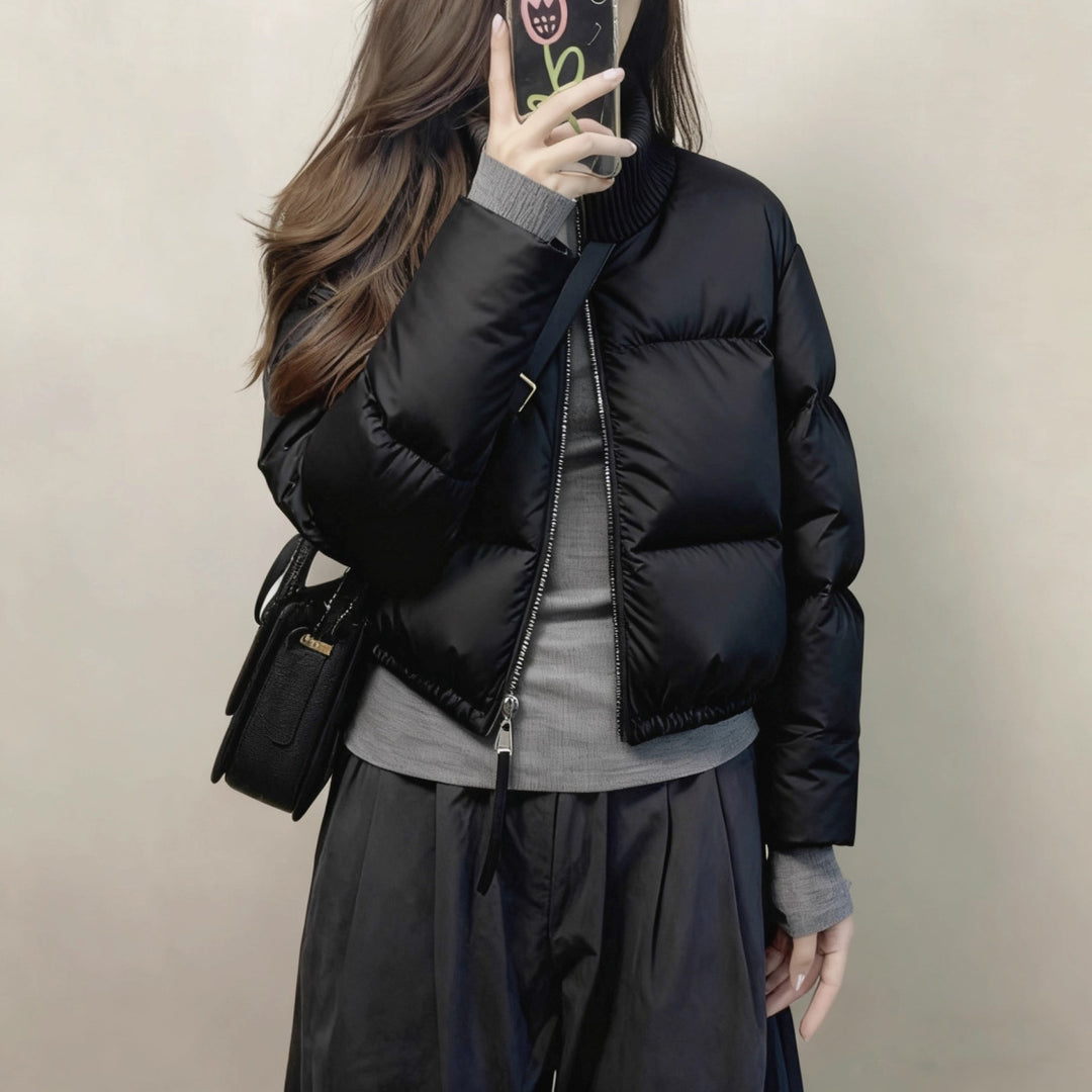 Short women's padded jacket, stand-up collar, quilted