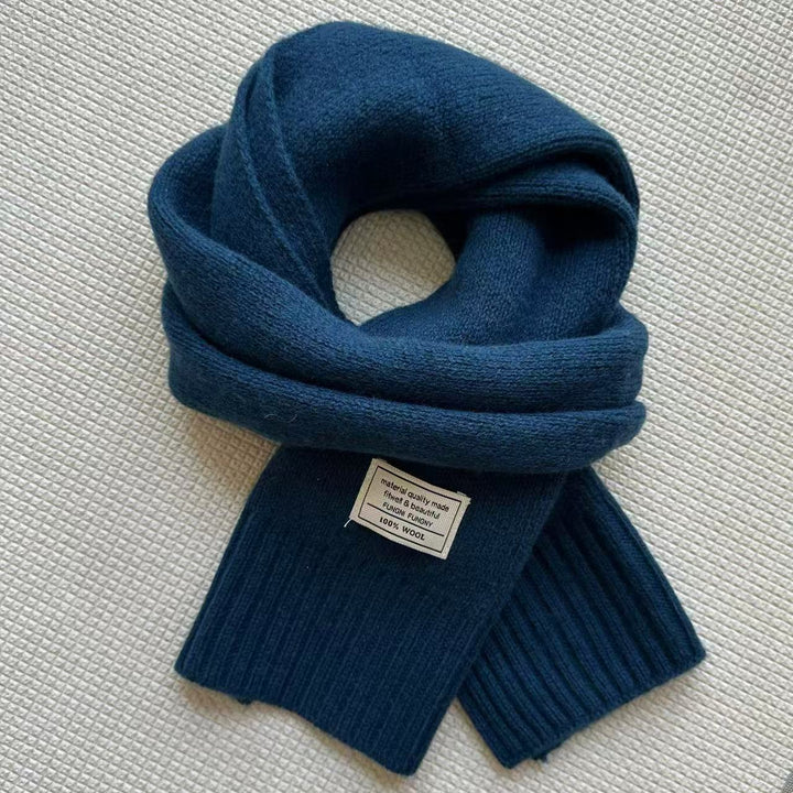 Scarf made of 100% pure wool