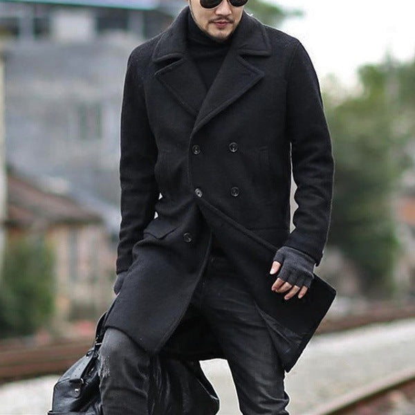 Stylish wool coat for men with double-breasted buttons and large lapels Lune London