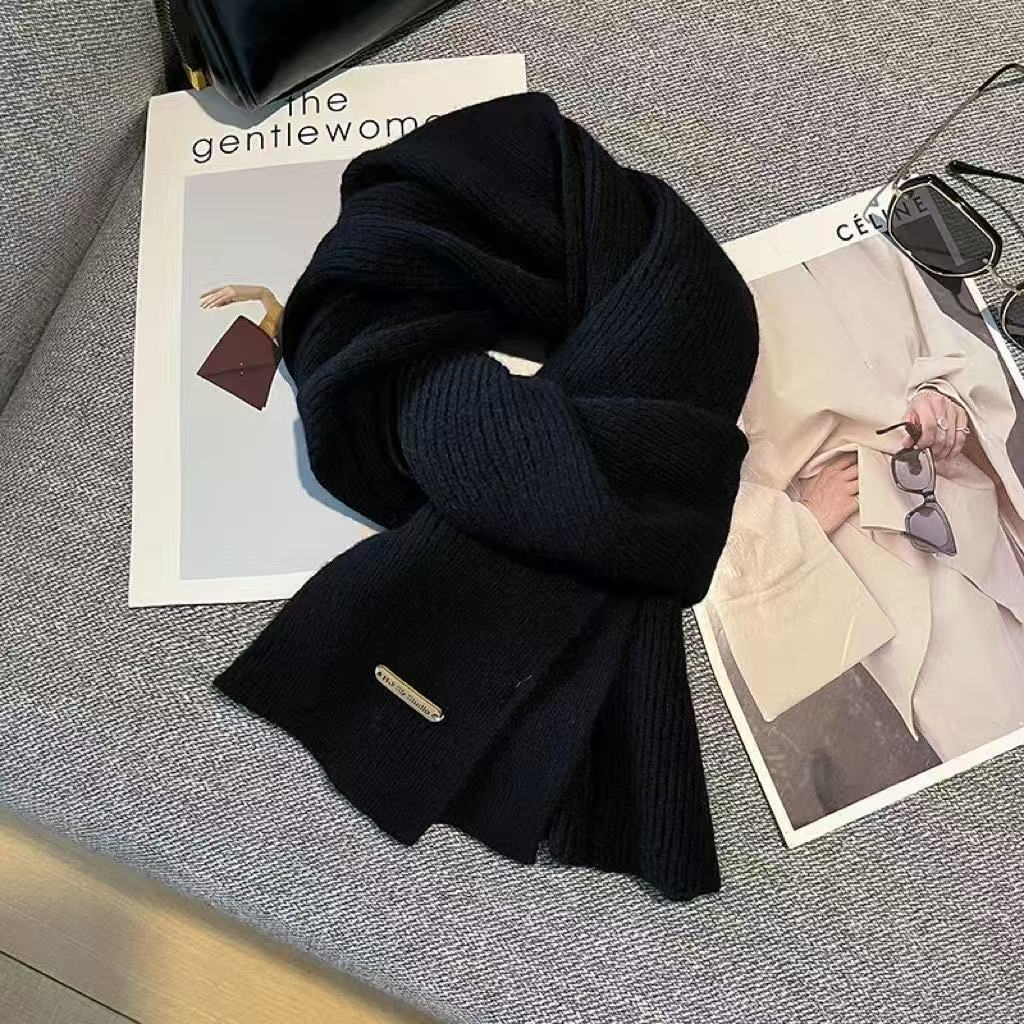 Reversible scarf, warming