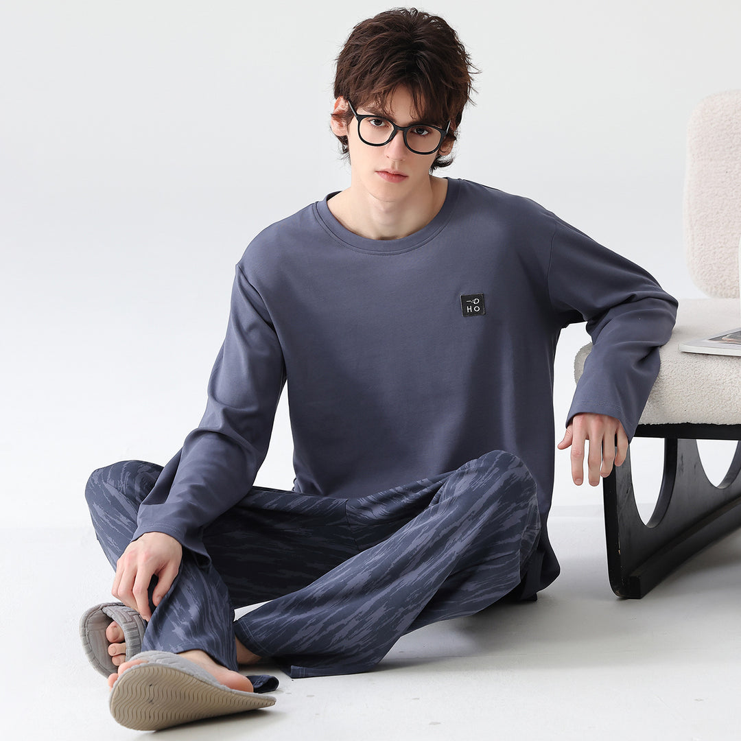 Men's pajama set made from 100% cotton, checkered