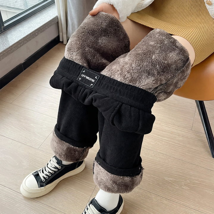 Women's corduroy trousers, wide cut, with lamb fleece lining
