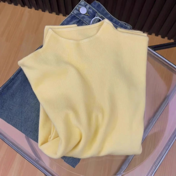 Ladies knit pullover, standing collar, soft