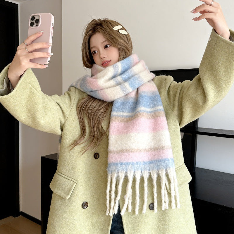 Checked scarf in Korean style