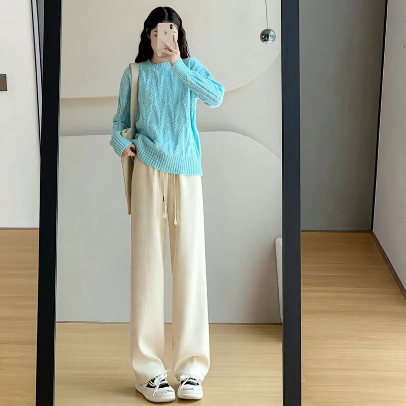 Padded cord wide pants for women