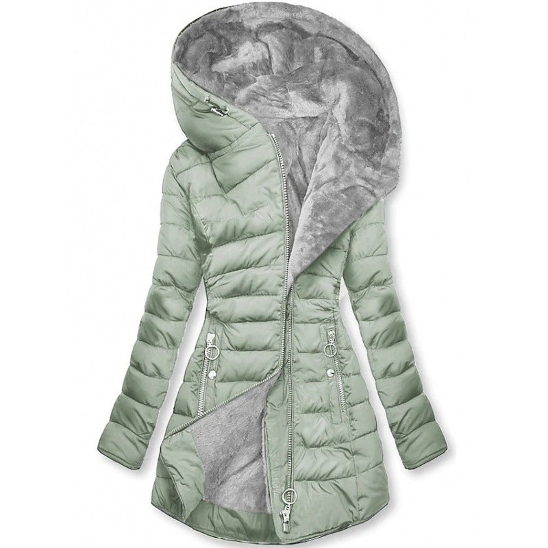 Tailored women's winter coat with hood and faux fur