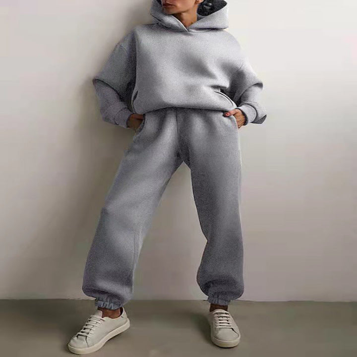 Chic Und Stil | Partial Tracksuit Oversized Tracksuit with Hood and Sweatpants