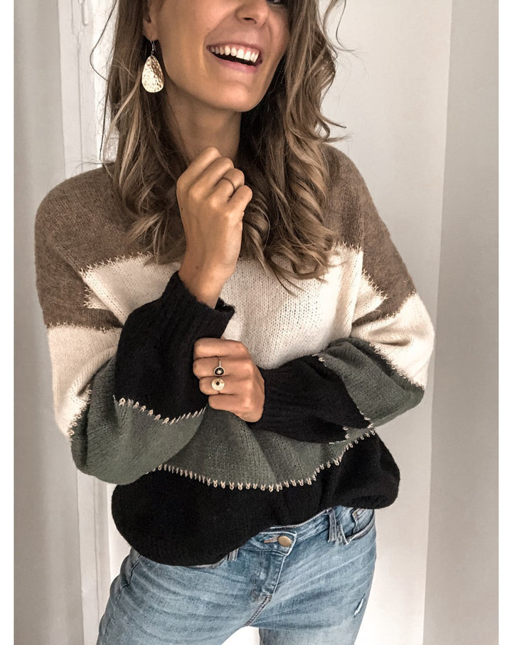 Casual knitted sweater for women with colorful striped pattern Lune London