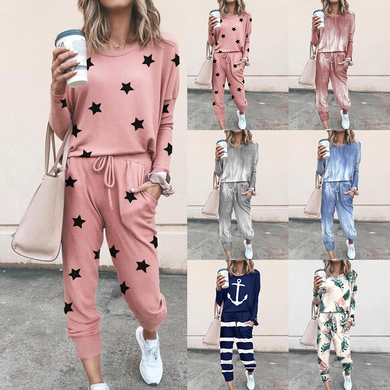 Casual lounge set for women with floral pattern and elastic waistband Lune London