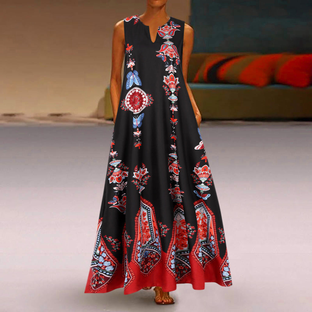 Women's maxi dress with floral design and flared hem Lune London