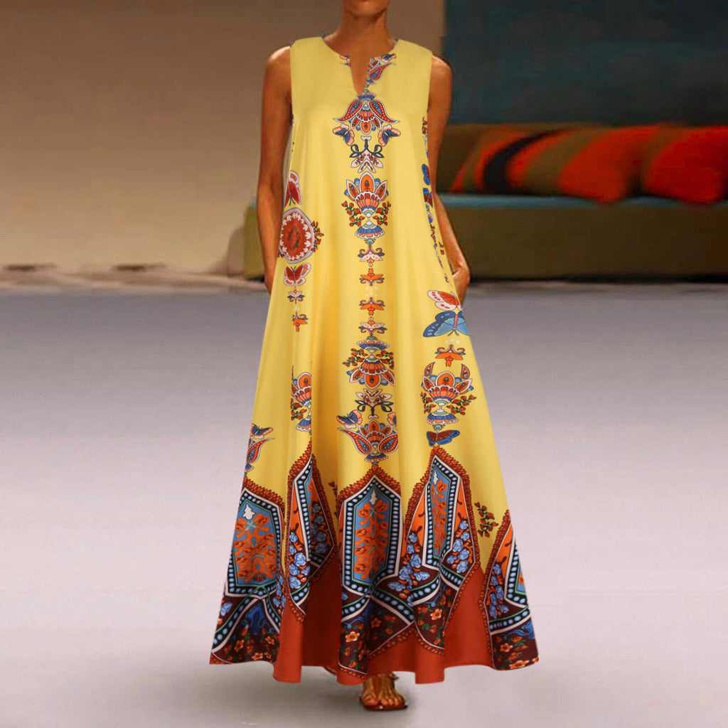 Women's maxi dress with floral design and flared hem Lune London