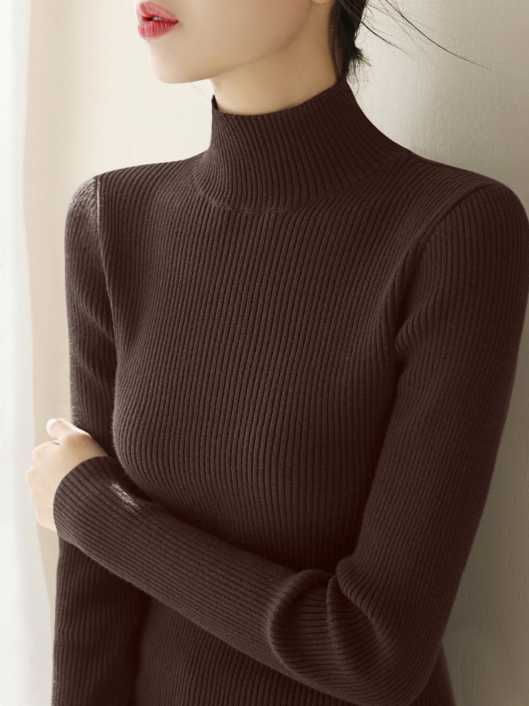 Women's knitted pullover with stand-up collar, slim fit