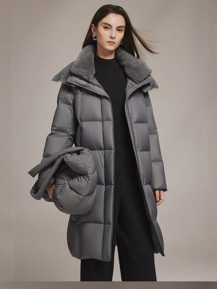 Women’s down coat, mid-length, with lamb fur collar