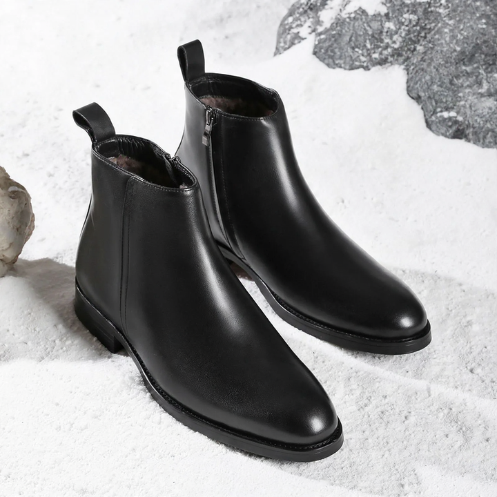 Padded men's Chelsea boots made of real leather