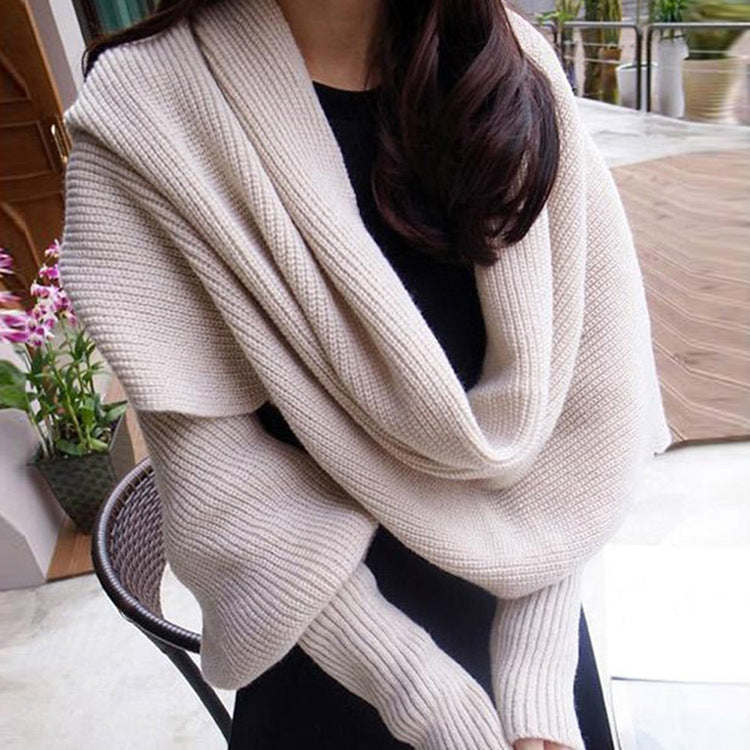 Knitted scarf for women with integrated arm part and comfortable cut Lune London