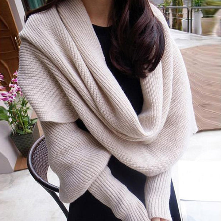 Knitted scarf for women with integrated arm part and comfortable cut Lune London