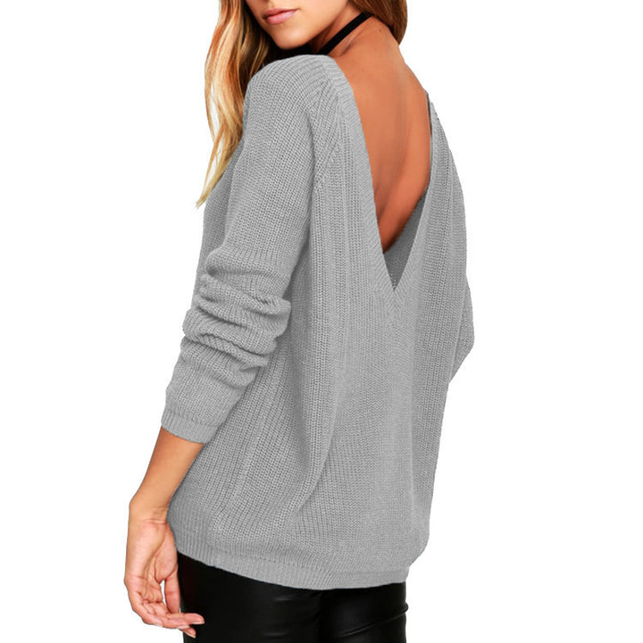 Casual knit sweater for women with plunging neckline at the back and oversized fit Lune London