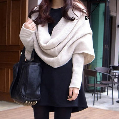 Knitted scarf for women with integrated arm part and comfortable cut Amarae