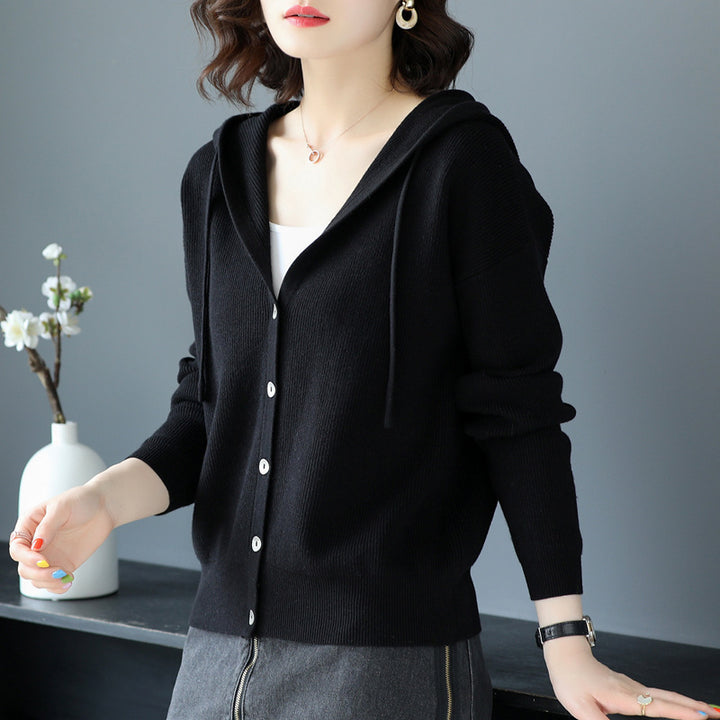 Women's knitted jacket with hood and button closure Lune London