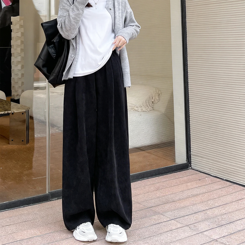 Women's corduroy trousers with wide legs and straight cut