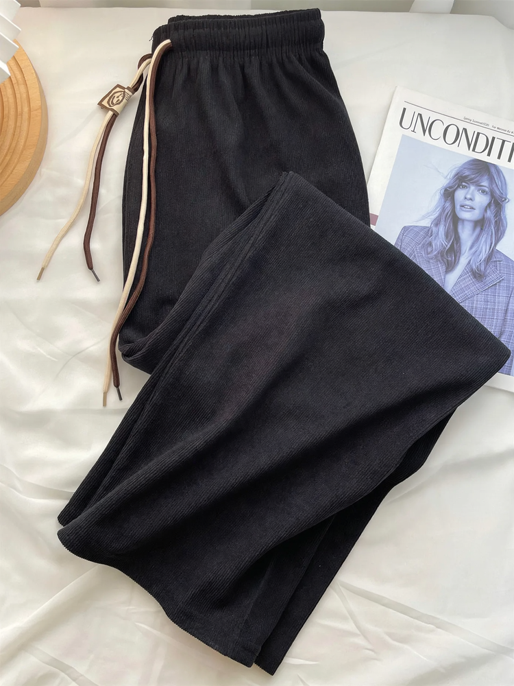 Kord-pants with wide leg and tie belt