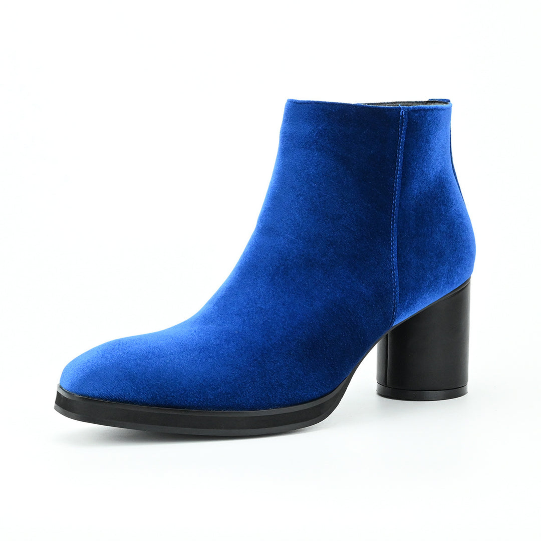 Elegant men's Chelsea boots
