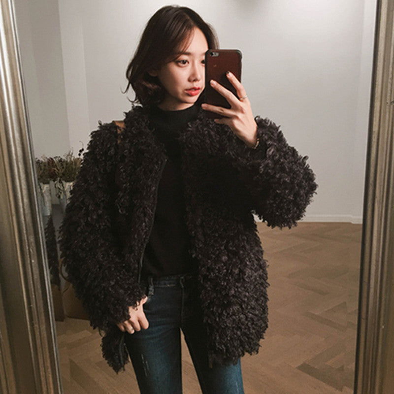 Loose teddy coat made of lambswool