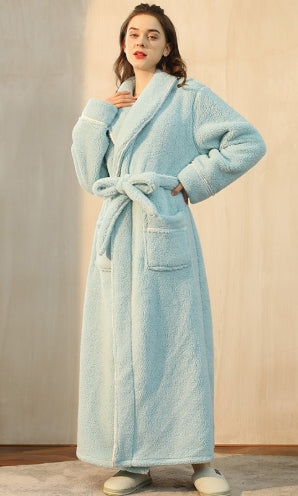 Lune London | Stylish Thick Over-Knee Plush Bathrobe